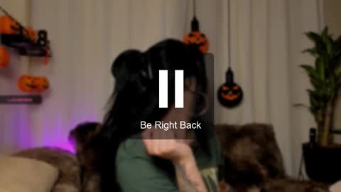 Kaaiiri online show from 10/21/25, 02:01