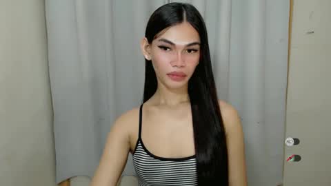Snapshot of kaamy_dake chatting on 01/17/25, 05:19 KAAMY online show from 01/17/25, 05:19