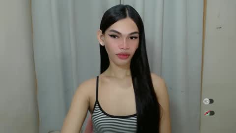 Snapshot of kaamy_dake chatting on 01/18/25, 01:18 KAAMY online show from 01/18/25, 01:18