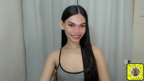 Snapshot of kaamy_dake chatting on 01/21/25, 07:39 KAAMY online show from 01/21/25, 07:39