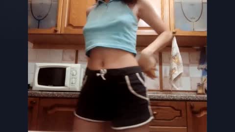 Nika online show from 10/23/25, 03:44