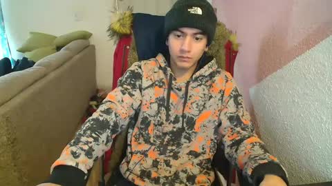 kael_art_d online show from 12/06/24, 04:06