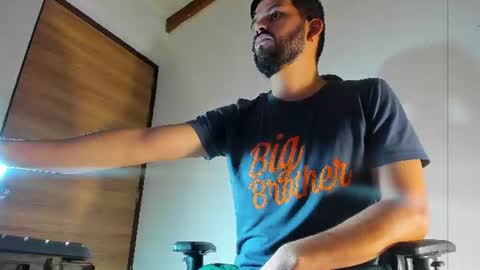 kael_cassian online show from 06/14/26, 08:05