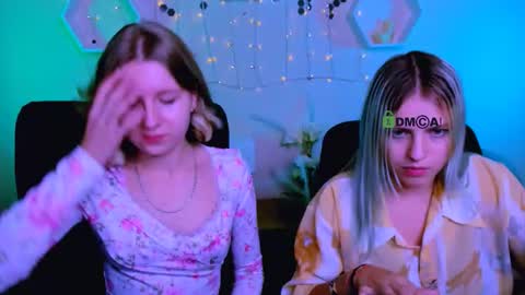 kaela_spell_ online show from 11/14/25, 10:29