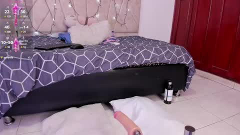 Snapshot of kaelaa18 chatting on 12/13/24, 01:12 Kaela online show from 12/13/24, 01:12