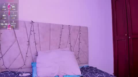 Snapshot of kaelaa18 chatting on 12/19/24, 06:01 Kaela online show from 12/19/24, 06:01