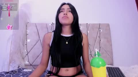 Snapshot of kaelaa18 chatting on 12/21/24, 05:18 Kaela online show from 12/21/24, 05:18