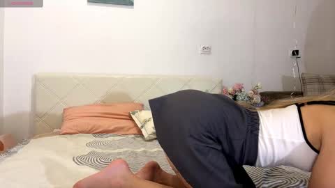 Hi my name is Senia online show from 09/25/25, 12:09