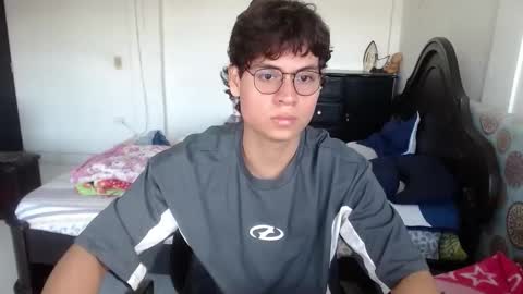 Snapshot of kafer_1022 chatting on 12/03/25, 06:06 kafer online show from 12/03/25, 06:06