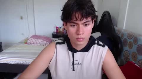 Snapshot of kafer_1022 chatting on 12/04/25, 08:39 kafer online show from 12/04/25, 08:39