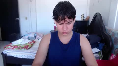 Snapshot of kafer_1022 chatting on 12/05/25, 02:58 kafer online show from 12/05/25, 02:58