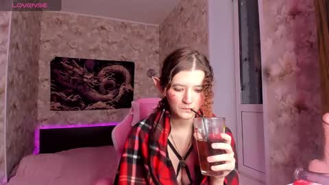 Snapshot of kai_and_gerda636 chatting on 01/26/25, 07:31 kai_and_gerda636 online show from 01/26/25, 07:31