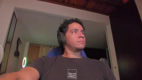 Snapshot of kai_herectix chatting on 10/29/25, 11:39 kai_herectix online show from 10/29/25, 11:39