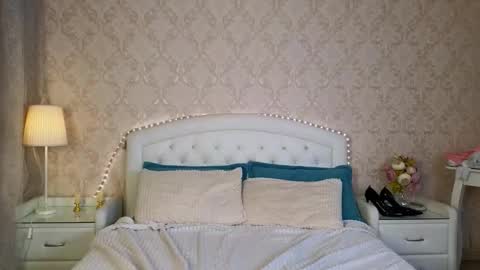 Snapshot of kaiasunshine chatting on 11/09/25, 03:21 Kaia Monday Thursday FridaySaturdaySunday online show from 11/09/25, 03:21