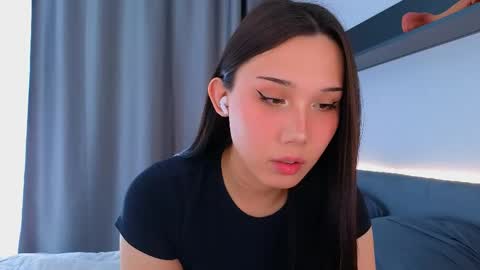 Kaia Monday Thursday FridaySaturdaySunday online show from 06/04/26, 01:39