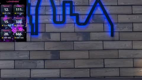 Snapshot of kailalewis chatting on 09/19/25, 06:30 Kaila Lewis online show from 09/19/25, 06:30