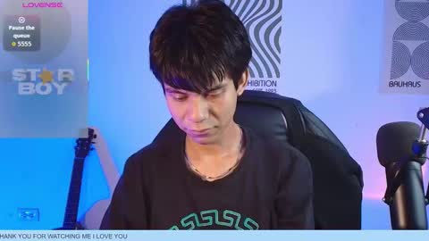 Snapshot of kain_moretti chatting on 10/31/25, 10:49 KAIN online show from 10/31/25, 10:49