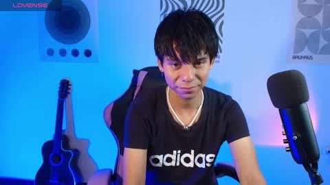 Snapshot of kain_moretti chatting on 11/08/25, 11:03 KAIN online show from 11/08/25, 11:03