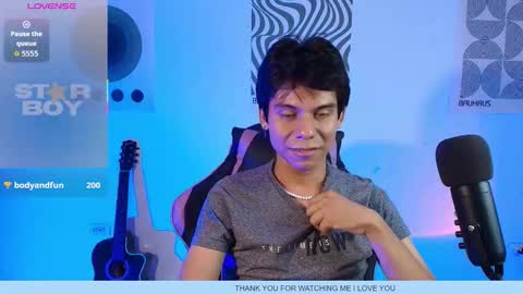 Snapshot of kain_moretti chatting on 11/10/25, 11:15 KAIN online show from 11/10/25, 11:15