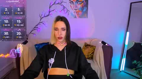Kiara online show from 09/10/25, 06:19