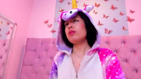 kaira_luxury online show from 05/24/26, 03:11