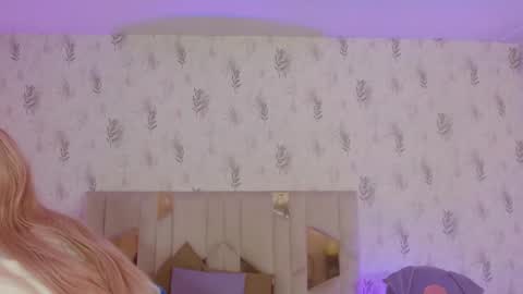 kaisage_tay online show from 10/14/25, 01:12