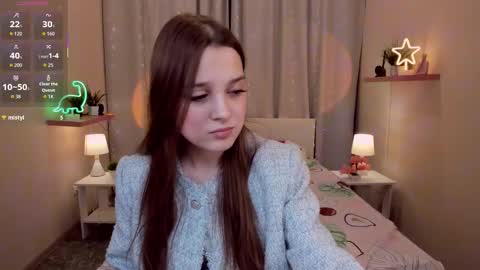 Snapshot of kaisajenner chatting on 11/25/25, 08:20 Kaisa online show from 11/25/25, 08:20