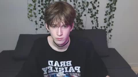 slutkai online show from 10/16/25, 07:26