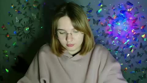 Kaitlin online show from 09/12/25, 09:09