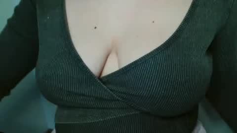 Kaitlin online show from 05/25/26, 01:06