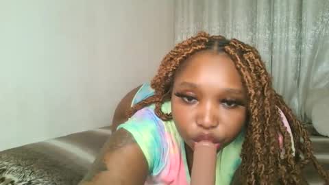 Snapshot of kakey_love chatting on 09/18/25, 06:04 kakey love online show from 09/18/25, 06:04