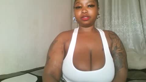 Snapshot of kakey_love chatting on 11/18/25, 03:45 kakey love online show from 11/18/25, 03:45