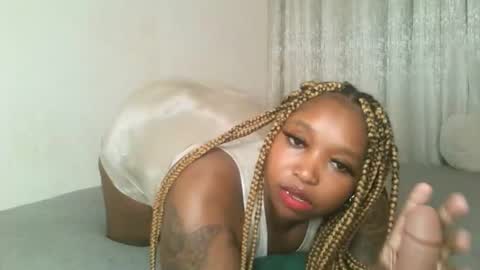 Snapshot of kakey_love chatting on 11/26/25, 06:25 kakey love online show from 11/26/25, 06:25