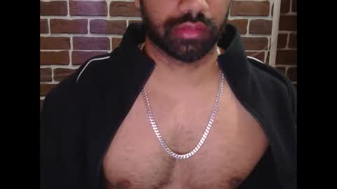 Vicky online show from 12/17/24, 05:40