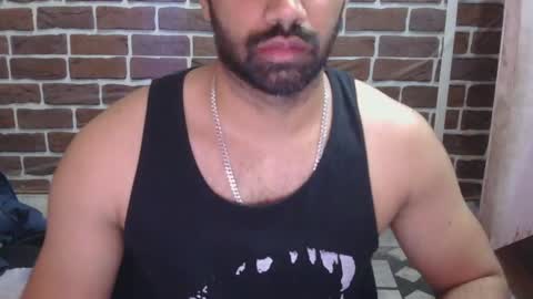 Vicky online show from 12/19/24, 07:40