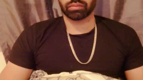 Vicky online show from 11/23/25, 02:06