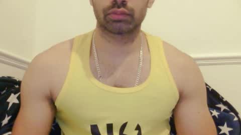 Vicky online show from 11/28/25, 09:12