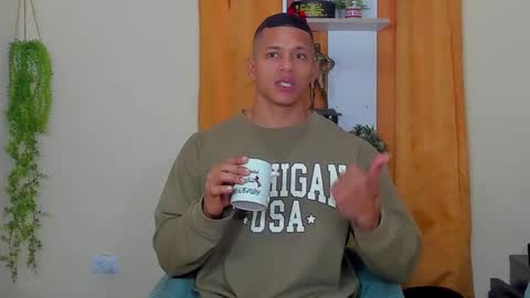 kale thomson online show from 02/11/25, 02:24