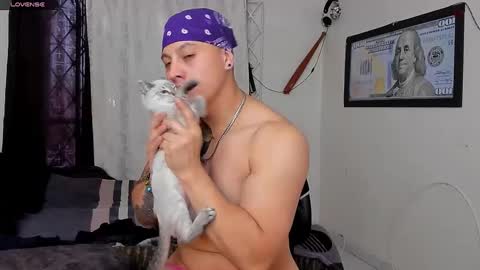 Kaledd musclees room Master online show from 12/07/24, 10:06