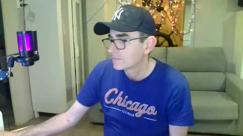 Snapshot of kalem48 chatting on 01/22/25, 05:28 MusicMen49 online show from 01/22/25, 05:28