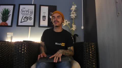 Kale online show from 10/15/25, 11:10