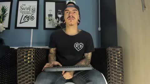 Kale online show from 10/30/25, 11:11