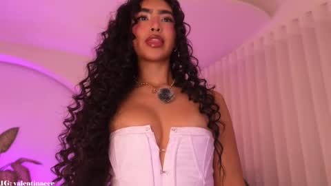 Snapshot of kali_hiill chatting on 12/14/25, 08:20 Sweet Kali online show from 12/14/25, 08:20