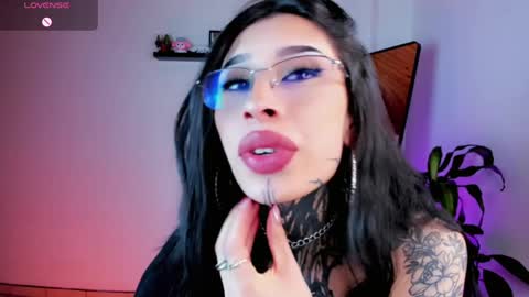 Kali Ka Please help me with your thumbs up its important   dont forget my birthday on October 26 online show from 05/27/26, 01:57