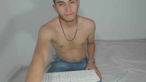 Snapshot of kalifah_ chatting on 03/25/26, 12:11 kalifah_ online show from 03/25/26, 12:11