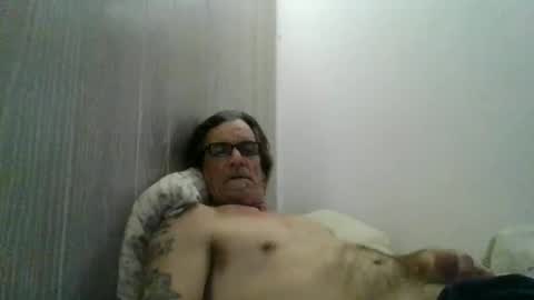 Snapshot of kalifornia91666 chatting on 12/25/24, 12:37 kalifornia91666 online show from 12/25/24, 12:37