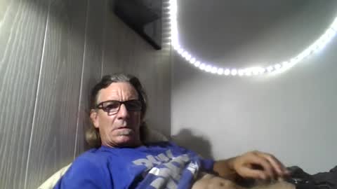 Snapshot of kalifornia91666 chatting on 09/29/25, 05:23 kalifornia91666 online show from 09/29/25, 05:23