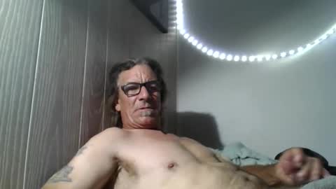 Snapshot of kalifornia91666 chatting on 10/21/25, 02:34 kalifornia91666 online show from 10/21/25, 02:34