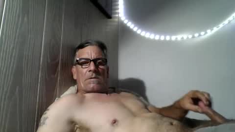 Snapshot of kalifornia91666 chatting on 10/31/25, 09:38 kalifornia91666 online show from 10/31/25, 09:38