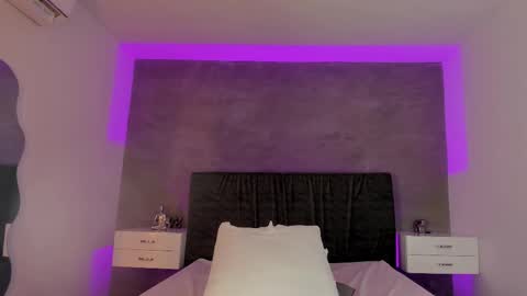 Carolina   online show from 03/07/25, 05:28